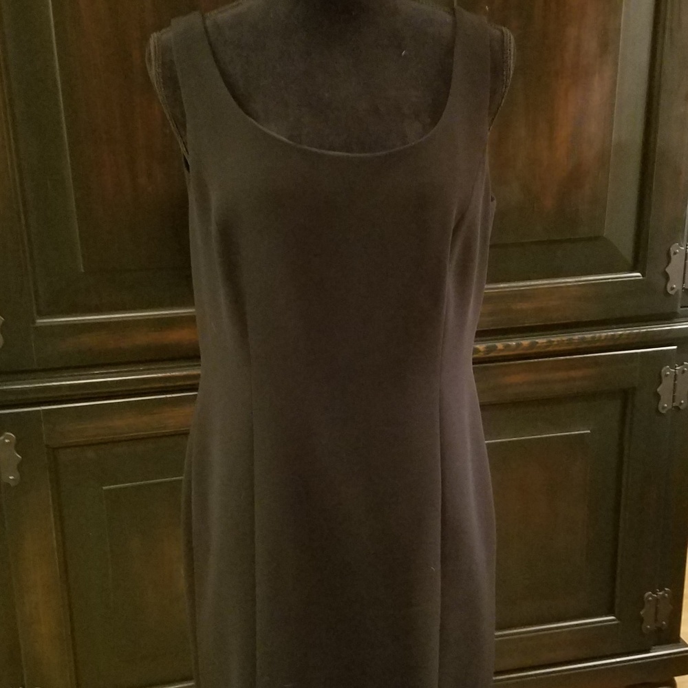 Sleeveless black dress